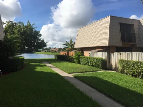 5214 52nd Way