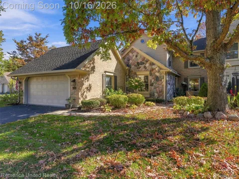 4742 Pine Eagles Drive