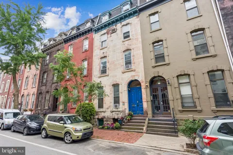 2316 SPRUCE STREET #1R