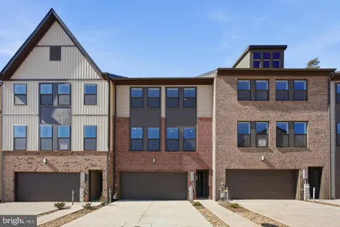 1202 CRESTED WOOD DRIVE
