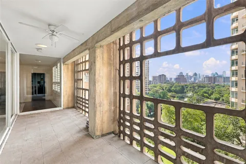 3525 Turtle Creek Boulevard #8B