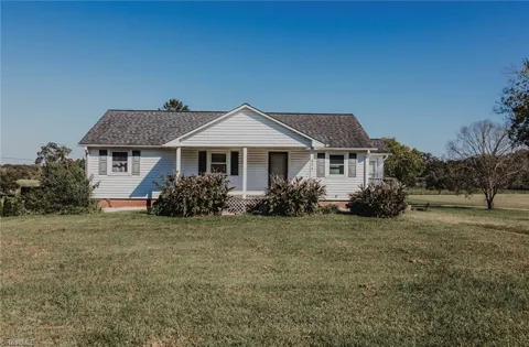 477 Pleasant Acre Drive