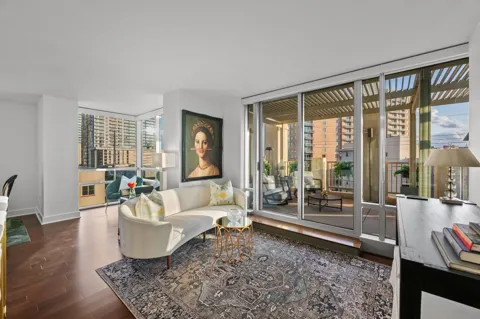 300 Bowie Street #603