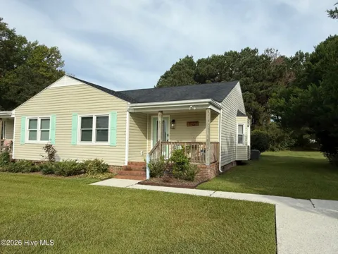 200 Lakeside Drive