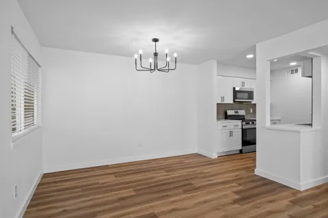 2621 Amherst Court