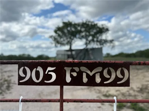 905 FM 99
