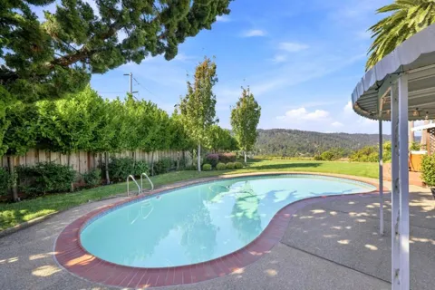 1245 Laurel Hill Drive