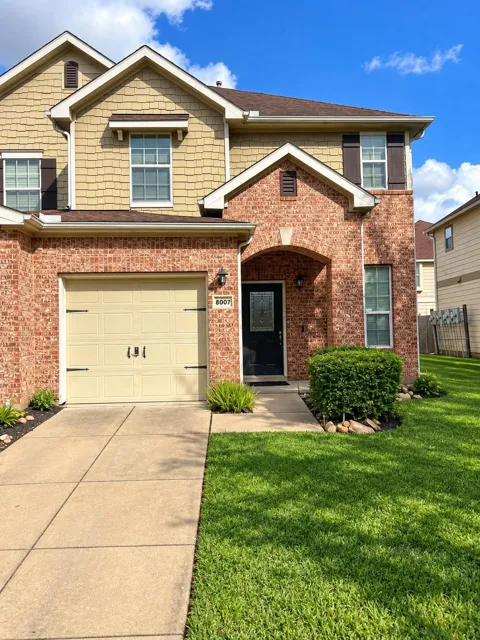 8007 Montague Manor Lane