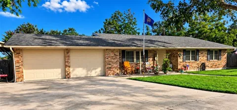 11110 Forest Hill