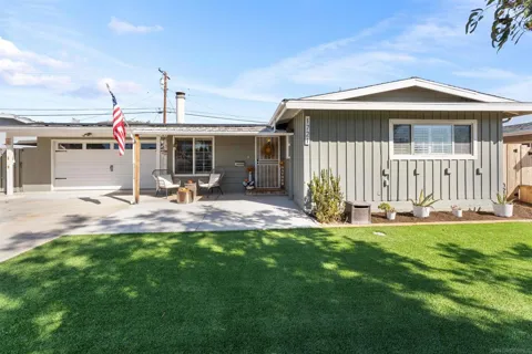 1721 Poinciana Dr