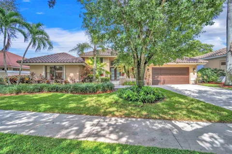 1025 Creekford Dr