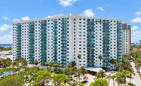 19380 COLLINS AVENUE #516