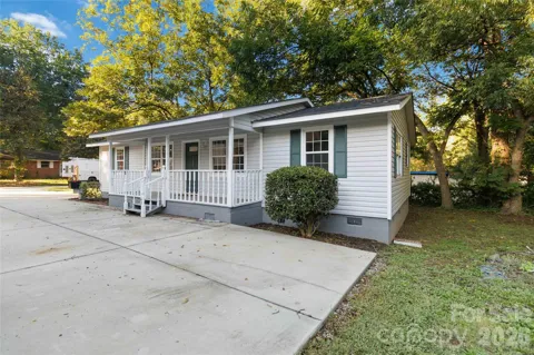 327 E Morrow Avenue