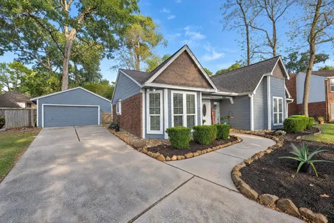 3815 Spruce Glen Drive