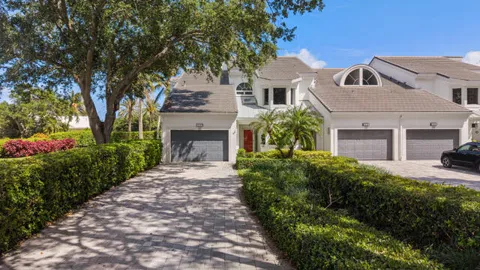 310 SPYGLASS WAY