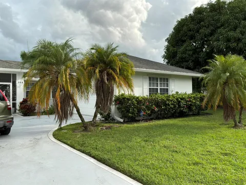 103 BROOK WOODE AVENUE