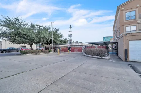 6633 W Sam Houston Parkway S #1G