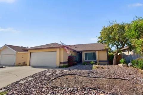 1461 Autumn Woods Pl