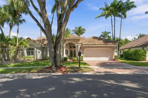 809 Heron Rd