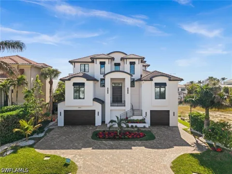 Trade Winds Avenue