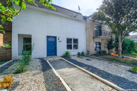 4412 Shakertown