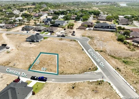 804 CENIZA DR