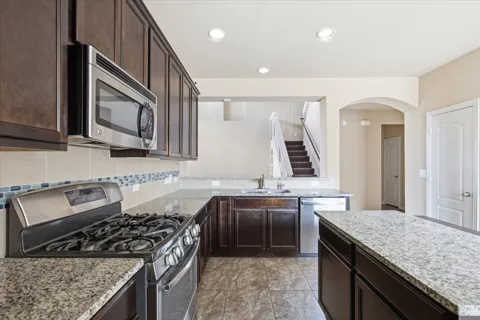 1209 Rhonda Cove