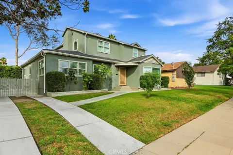 4233 W 25th