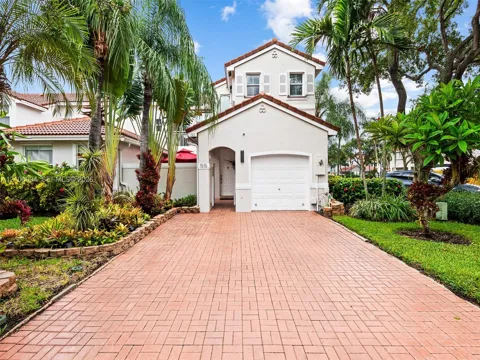 1515 Seagrape Way
