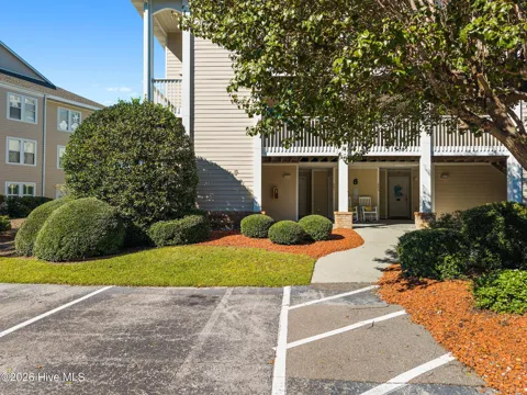 3350 Club Villas Drive ## 801
