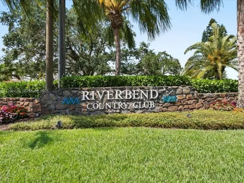 9130 SE RIVERFRONT TERRACE #I