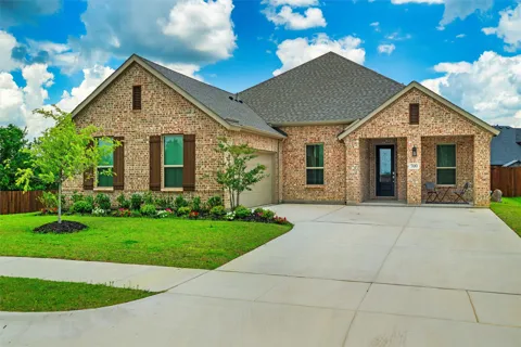 700 Bluestem Street