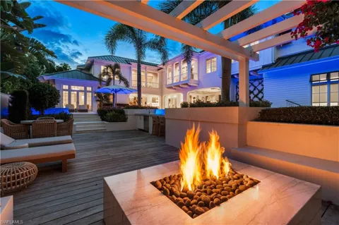 1675 Gordon Drive