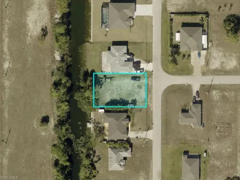 2820 NW 17th Place