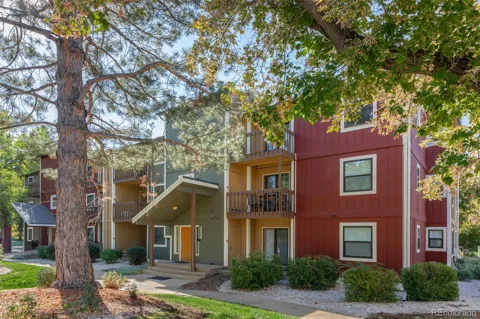 2930 Shadow Creek Drive #304