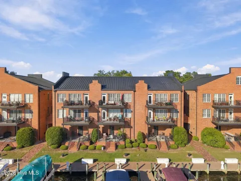 421 W Main Street #201