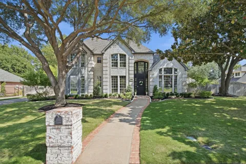 5909 Highland Hills Lane