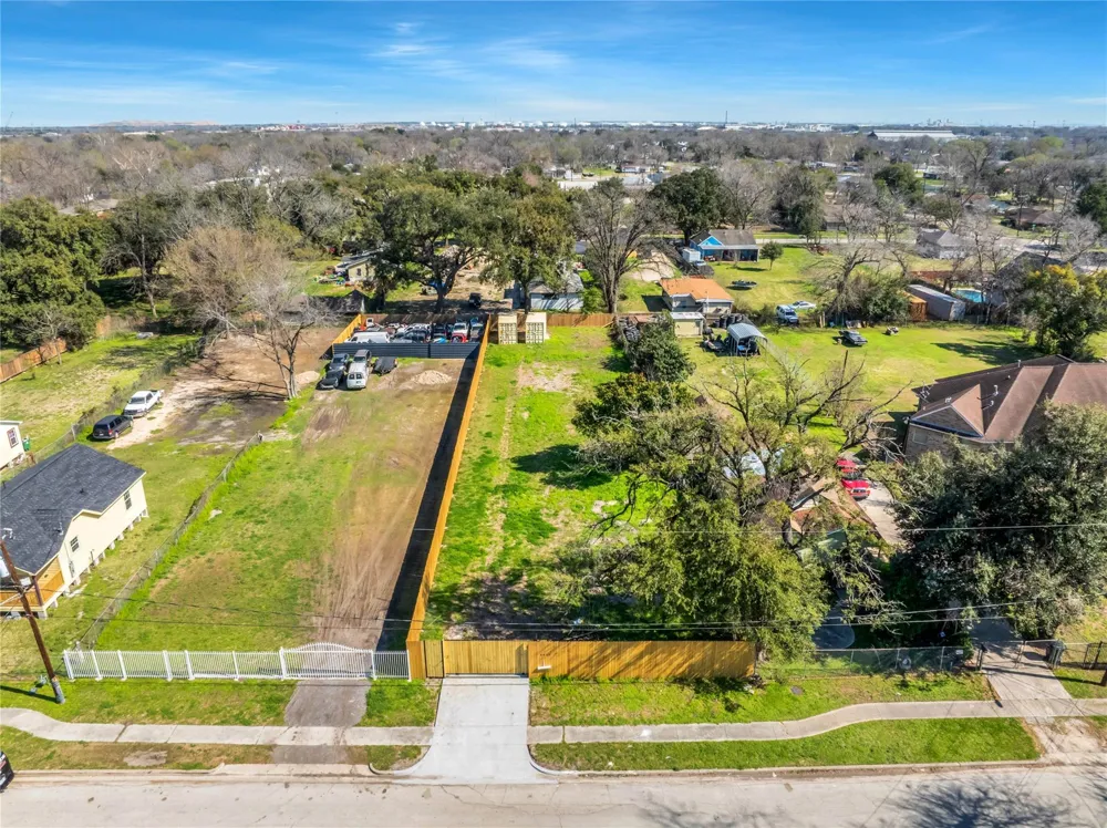 3822 Lavender Street Houston, TX 77026