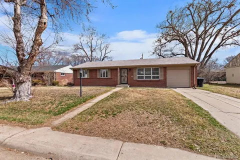 818 S Grape Street