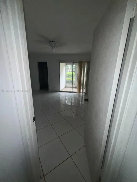 2305 Lucaya Ln #G1