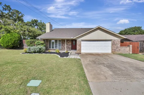 2101 Holt Road