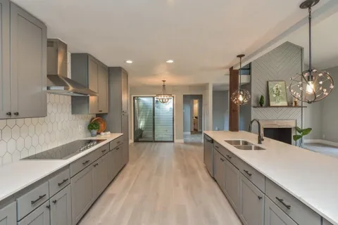 2102 Winter Sunday Way