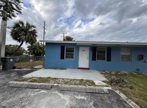 1978 Windsor Drive