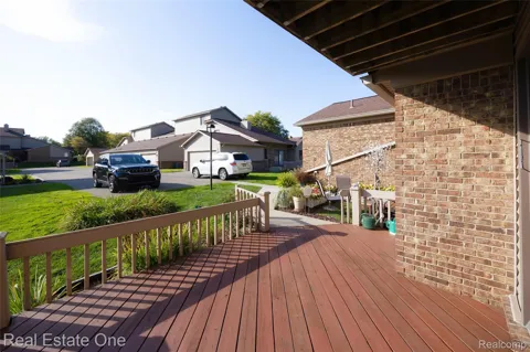 7120 CLEMENTS #80
