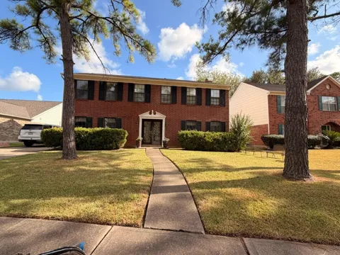 810 Forest Bay Court