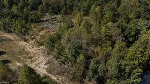 135 E Hunting Ridge Drive