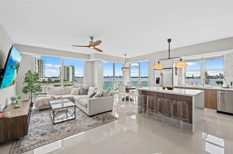 7910 Harbor Island #706B