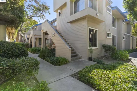 6212 Buena Vista Dr #A