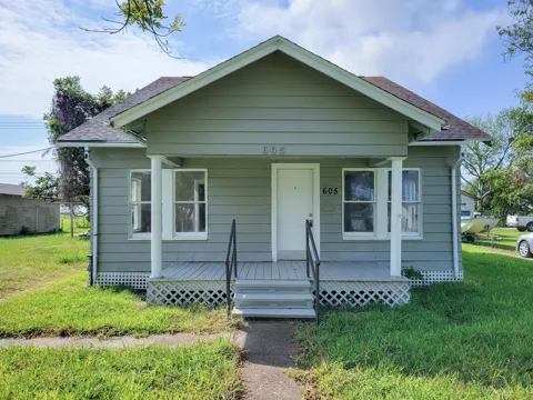 605 Avenue A