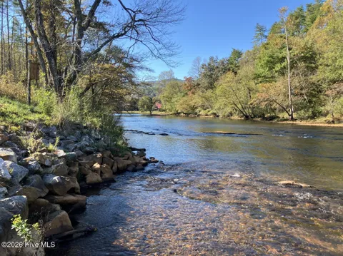 6 Rushing Water Trail